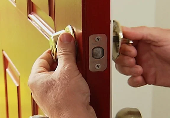 door repair locksmith